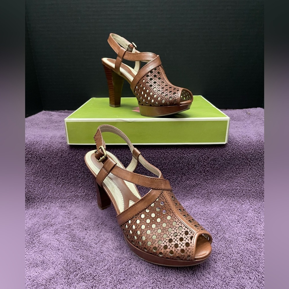 Naturalizer Tan Korina, Bannanabrea Platform Sandal - High Heel